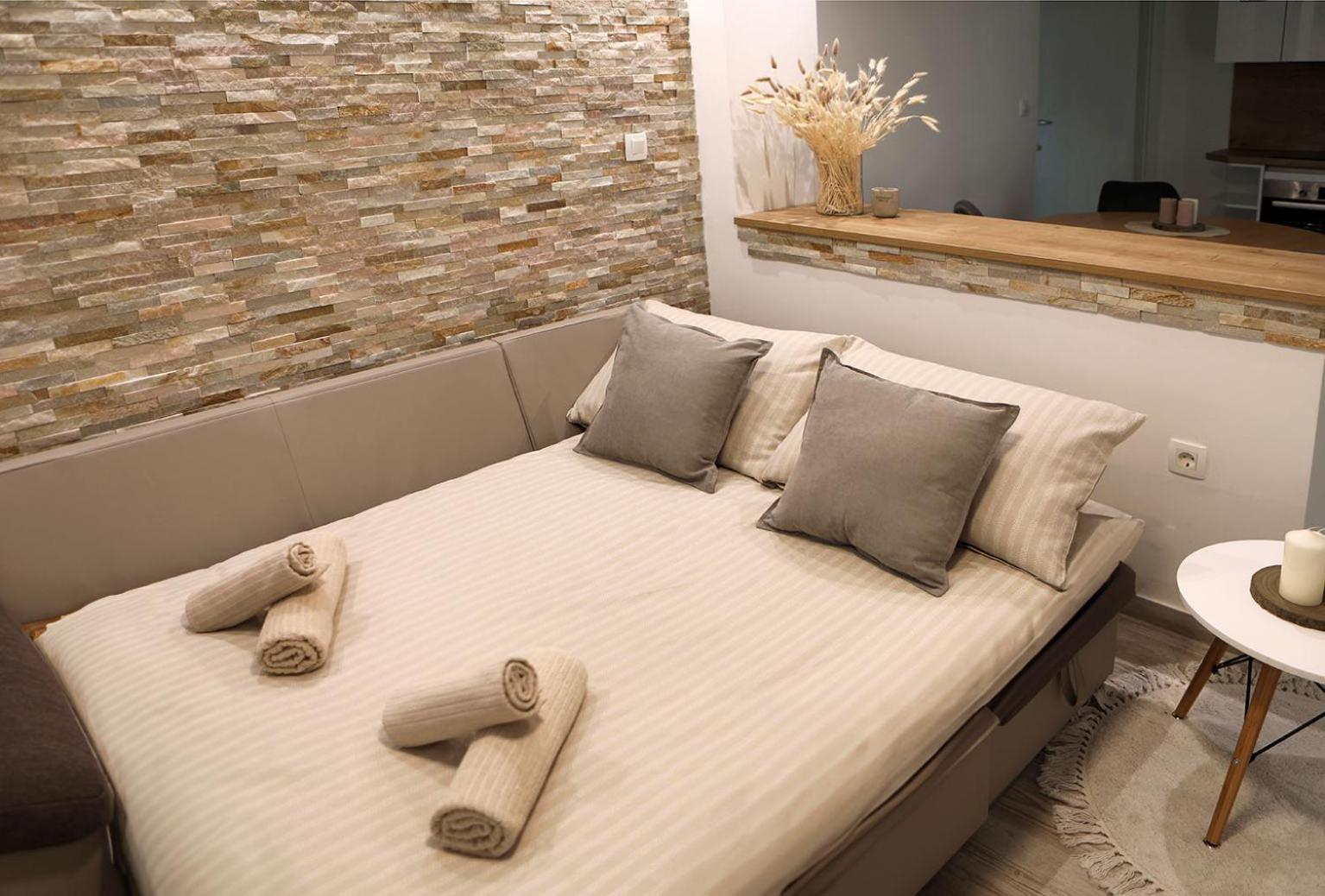 Esti's Oasis Apartment